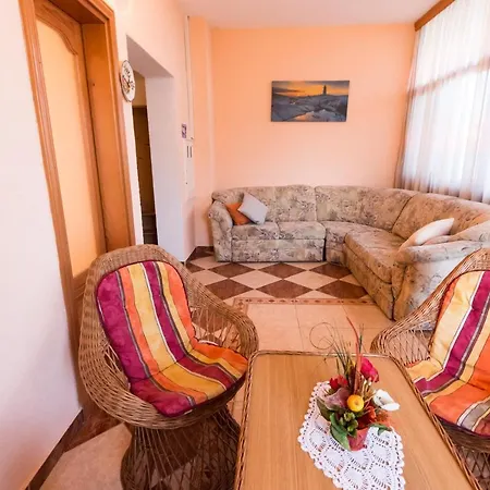 Apartman Nensi