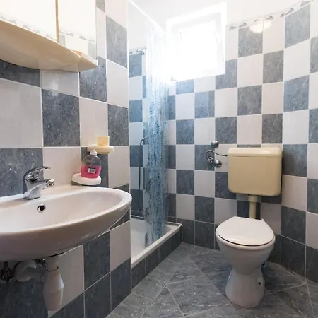 Nensi Apartman *