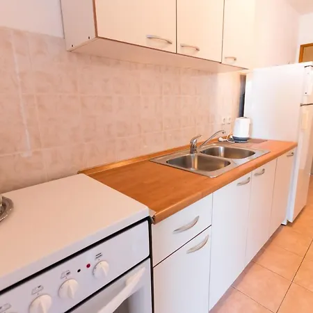 Apartman Nensi Kukljica