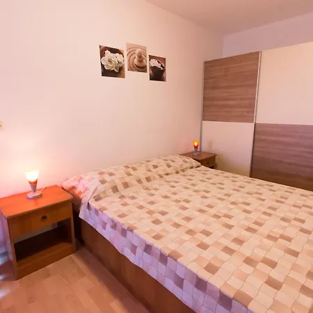Apartman Nensi Kukljica