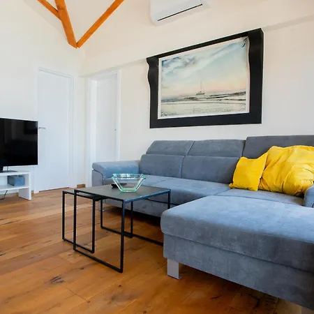 Apartament Nensi Kukljica