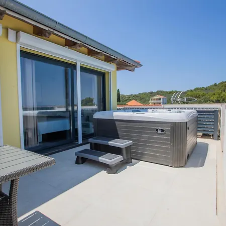 Nensi Apartmán