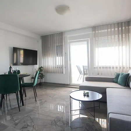 Nensi Apartament *