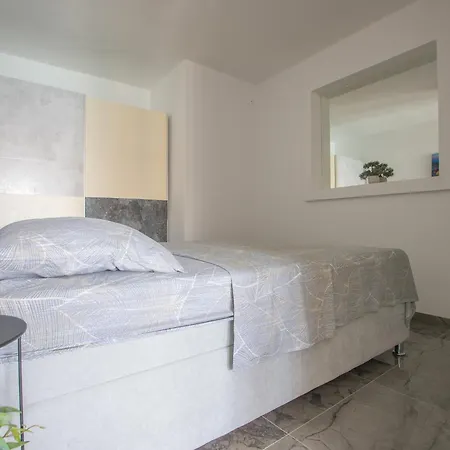 Nensi Apartment