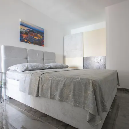 Nensi Apartament *
