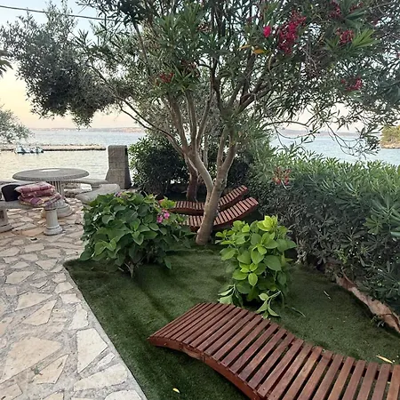 Apartament Nensi *