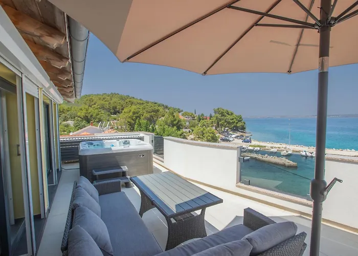 アパート Nensi *